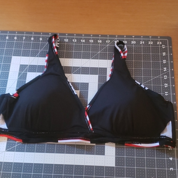 *Plus Size* 🇺🇸🚣‍♀️ 🏊‍♀️🏄‍♀️Flag Swimsuit bathingsuits/swimsuits - Picture 10 of 12